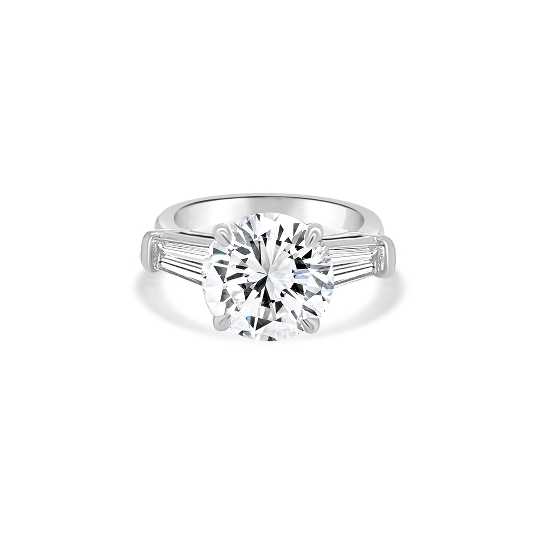 PLATINUM 4.51CT ROUND DIAMOND RING WITH TAPERED BAGUETTE DIAMONDS 2TB=.83CT